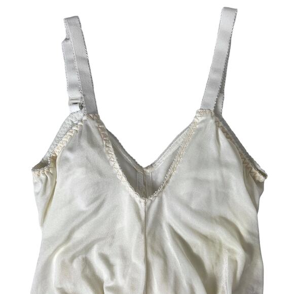 Vintage Bodysuit Shapewear‎ Milady Size 36C Ivory White Lightly Padded - Picture 13 of 14
